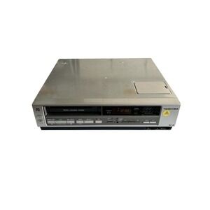 Vintage Toshiba V-M412 Beta Video Cassette Recorder 1984 Powers on Parts Only